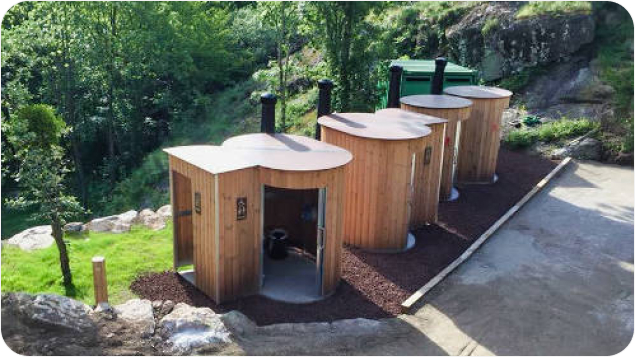Kazuba™ KL2 with Urinal dry toilet buildings group install
